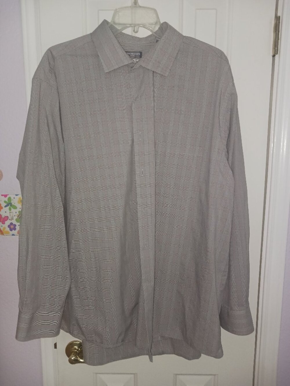 Van Heusen Flex Regular Fit Plaid Dress Shirt 2XL 34/35 Stretch Grey Red